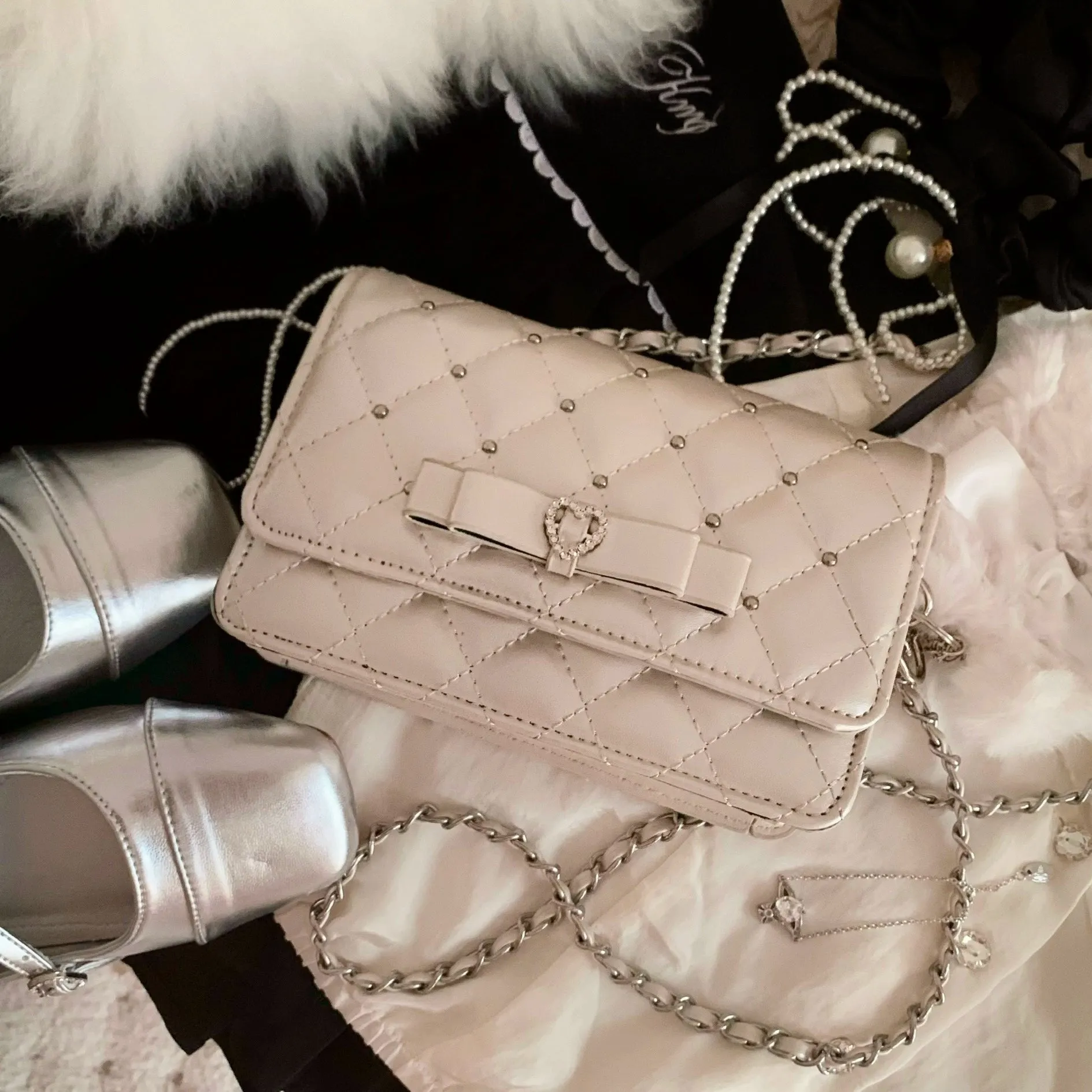 BabyFaceGirl Kawaii Lolita Love Heartbeat Crossbody Shoulder Bag Elegant Rhinestone Bow Quilted Chain Bag