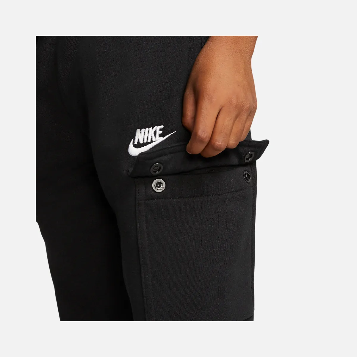 Nike Sportwear club Big Kids (Boys) Cargo Pants -Black/White