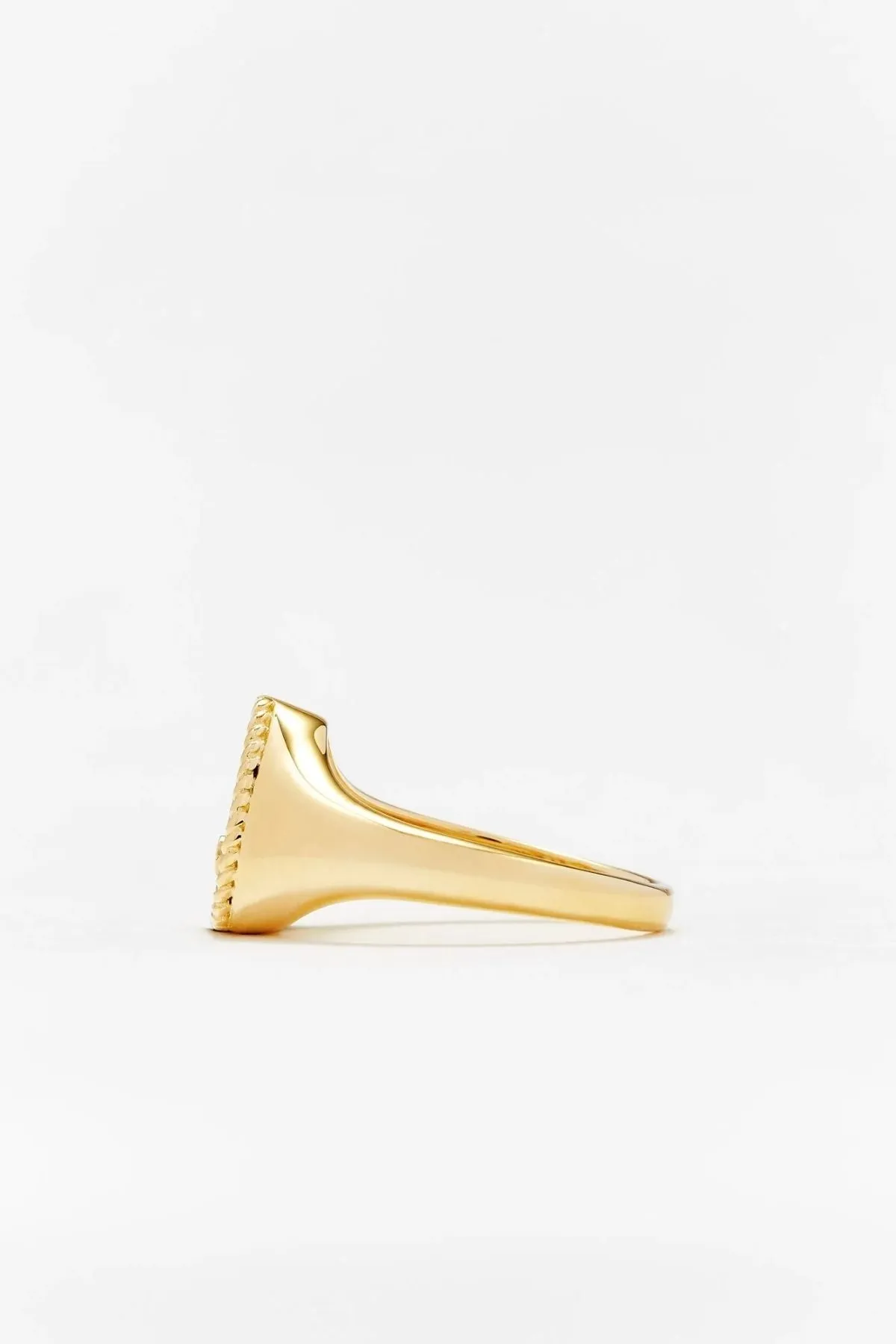 Yvonne Léon Baby Chevalière Pear Ring - Yellow Gold